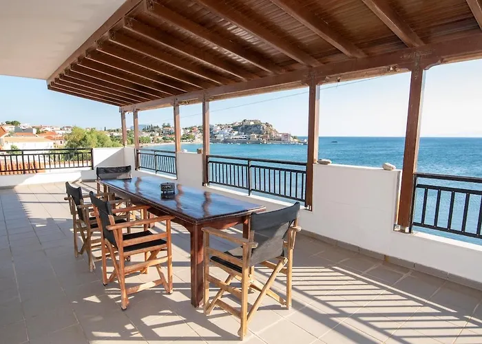 Seaside-maisonette Semesterbostad