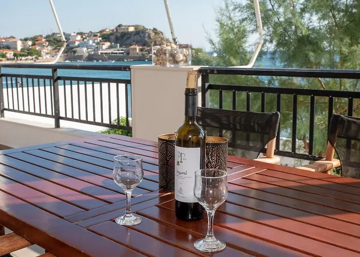 Seaside-maisonette Semesterbostad *